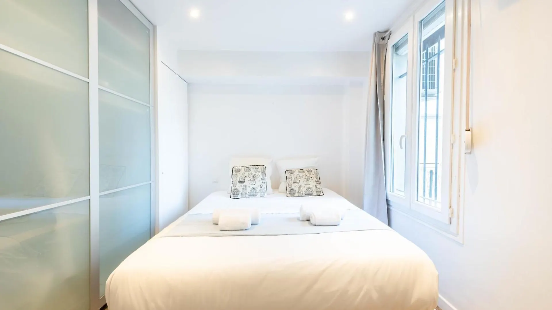 1-Br Apartment In Cannes Walk To The Beach